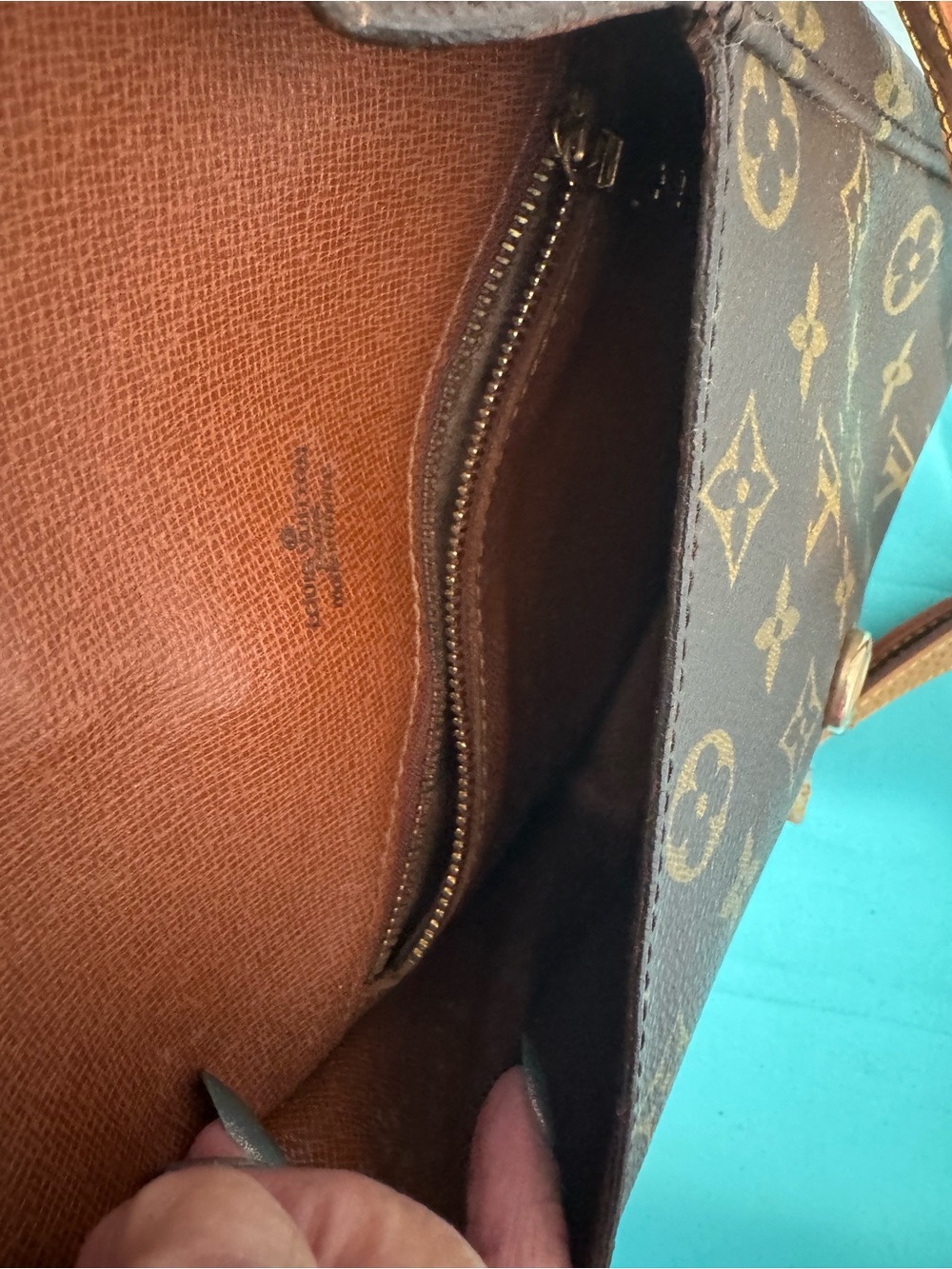 Louis Vuitton Monogram St Cloud PM with Vachetta Trim - Picture 10 of 11